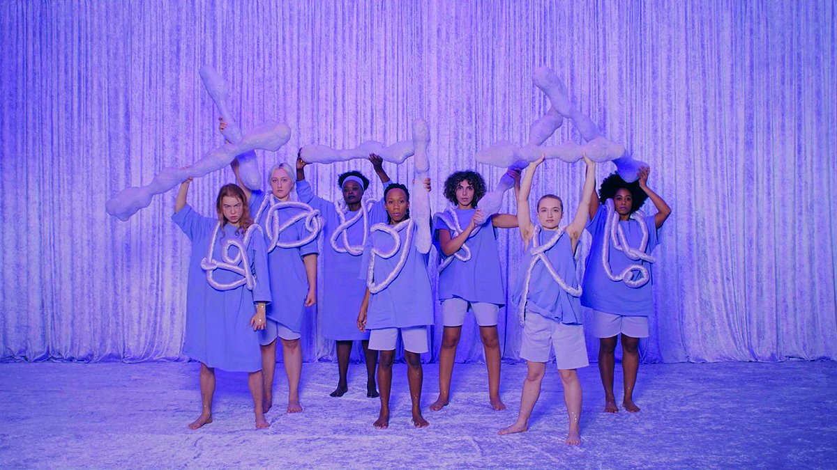 B08_GESTURES_OF_CARE_Bones (1)